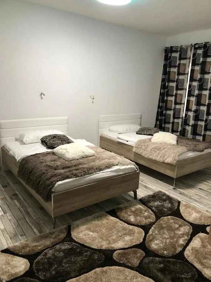 Bed & Breakfast Kleines Bahnhof Hotel Schwandorf in Bayern