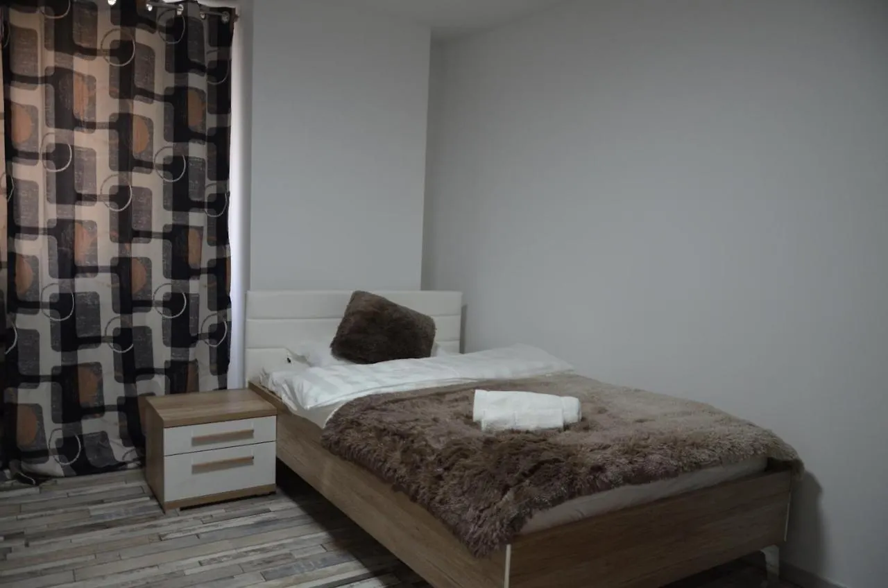 Kleines Bahnhof Hotel Schwandorf in Bayern 0*,